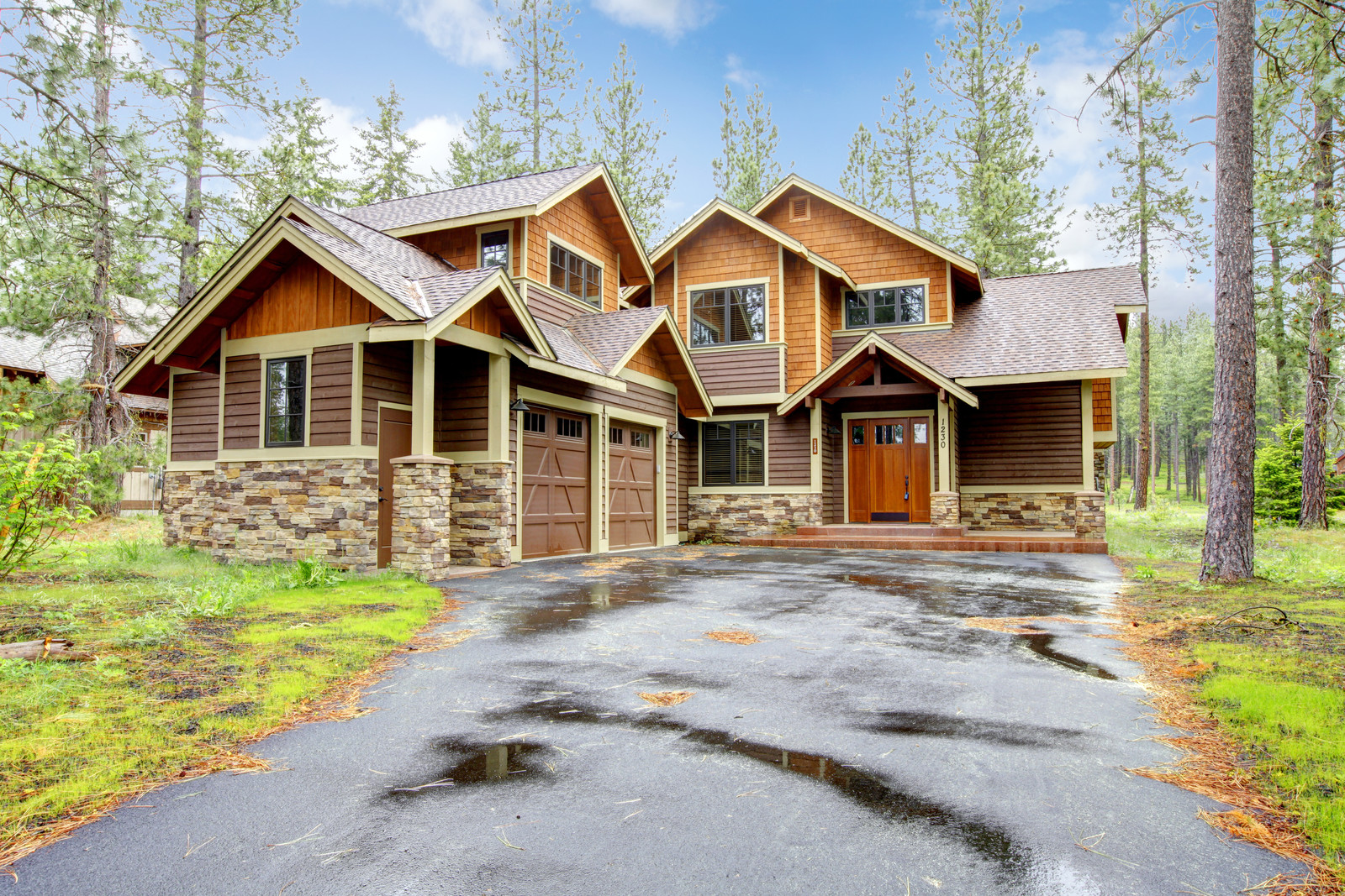 We make moving stress-free, simple, and fast for families and businesses across Lynwood, WA